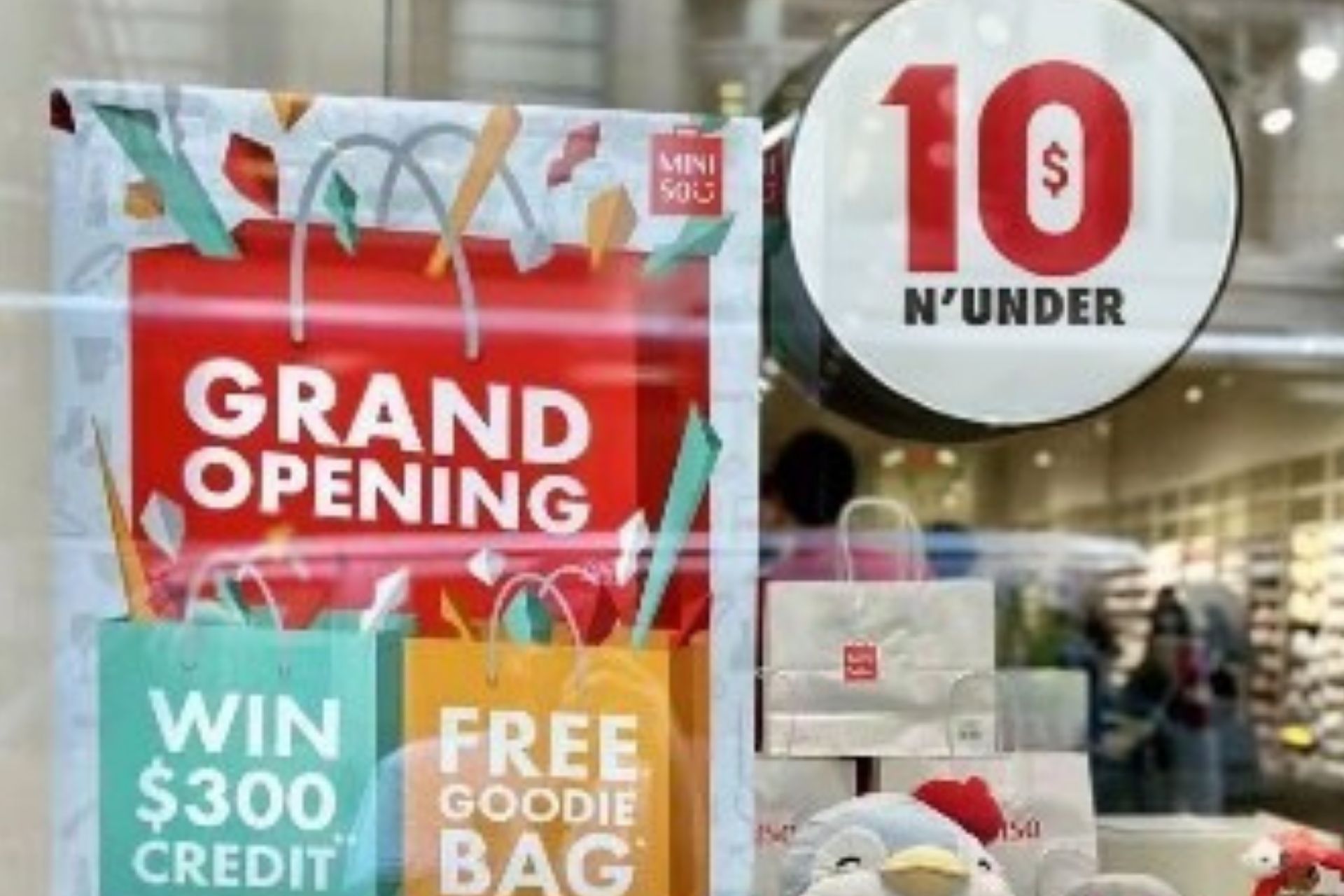 Tupperware Opens Pop Up Store in SoHo – NBC New York