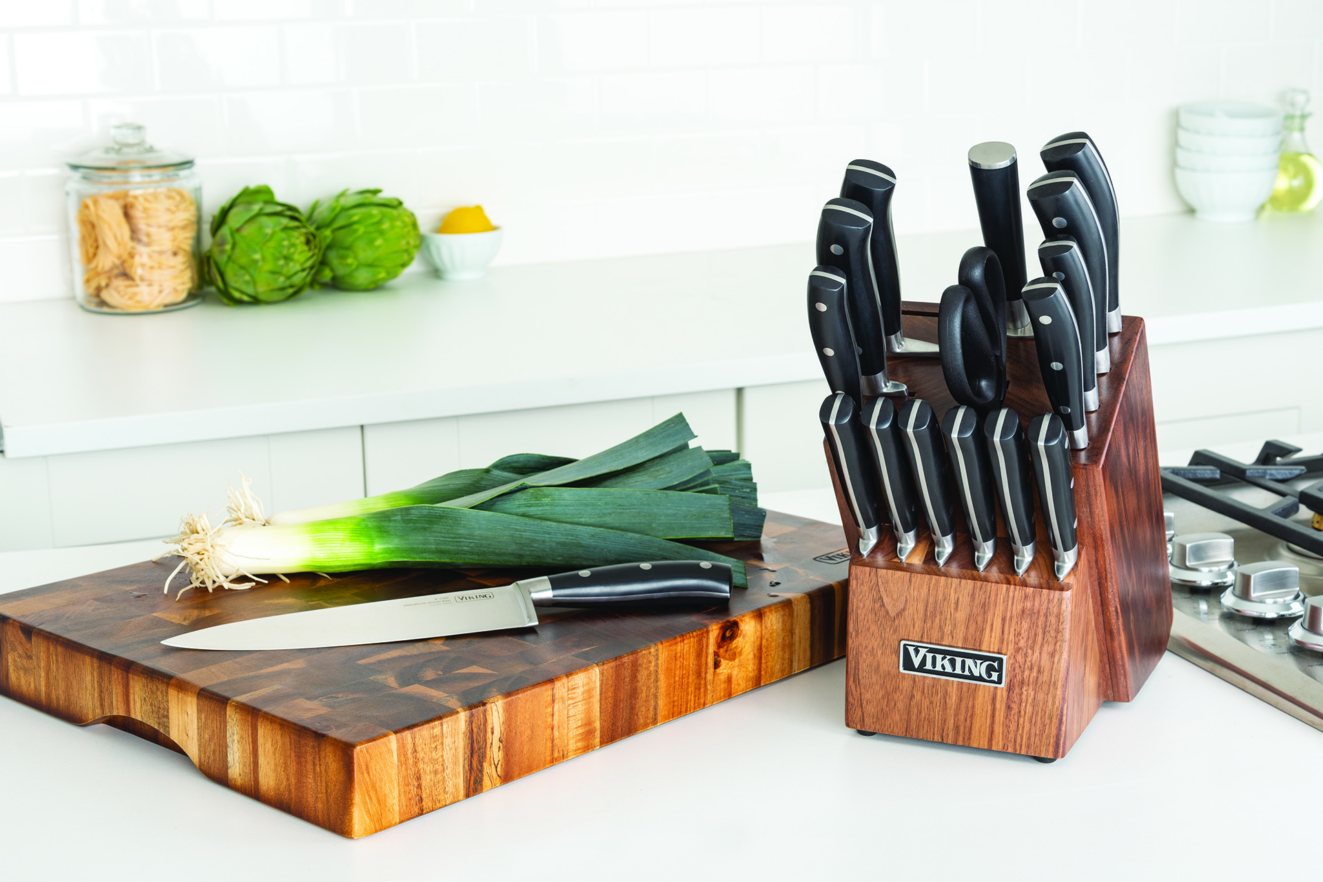 Clipper Corp. Feeds Home Cooking Trends with Viking Intros