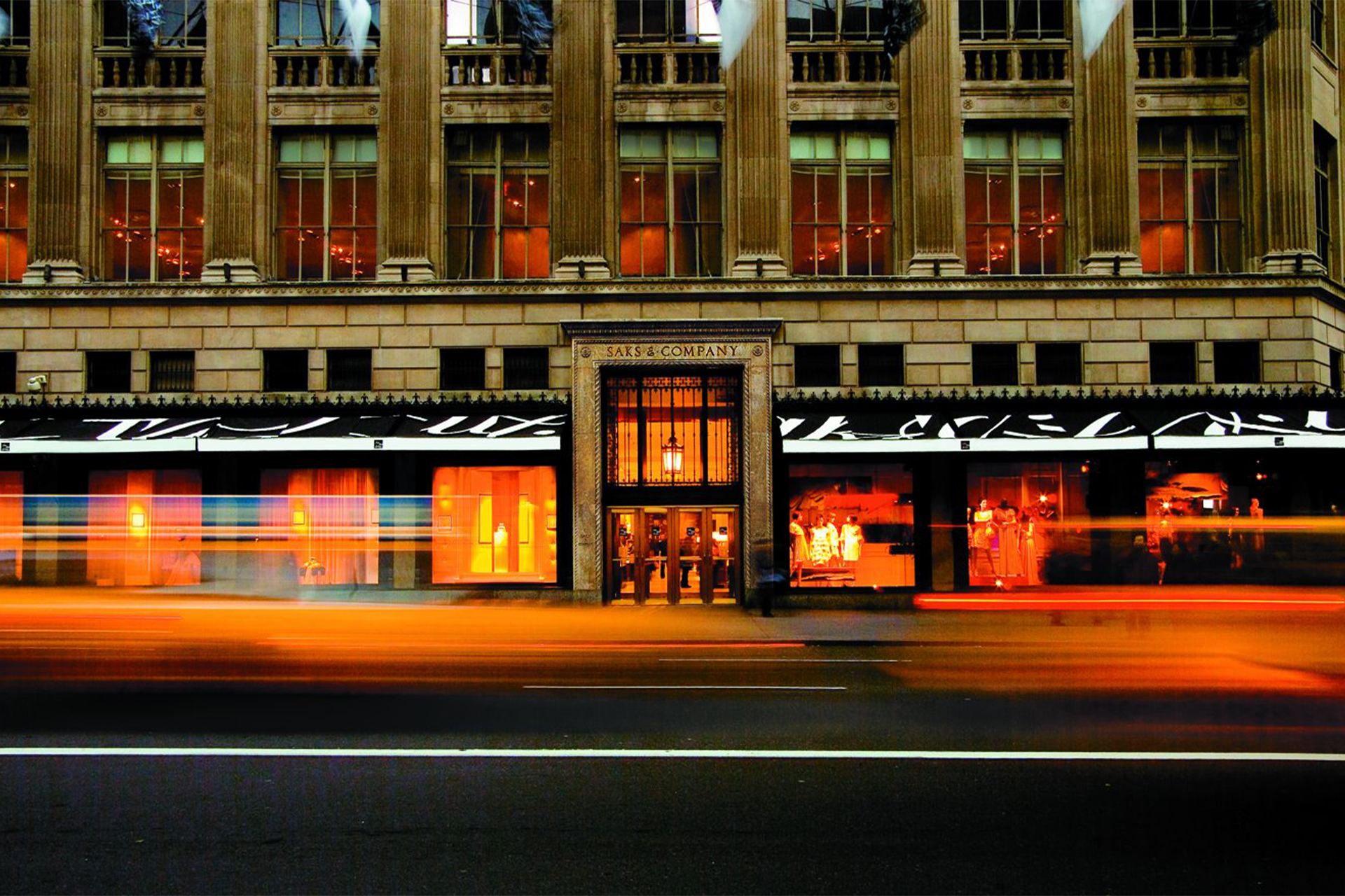 Saks, Articles