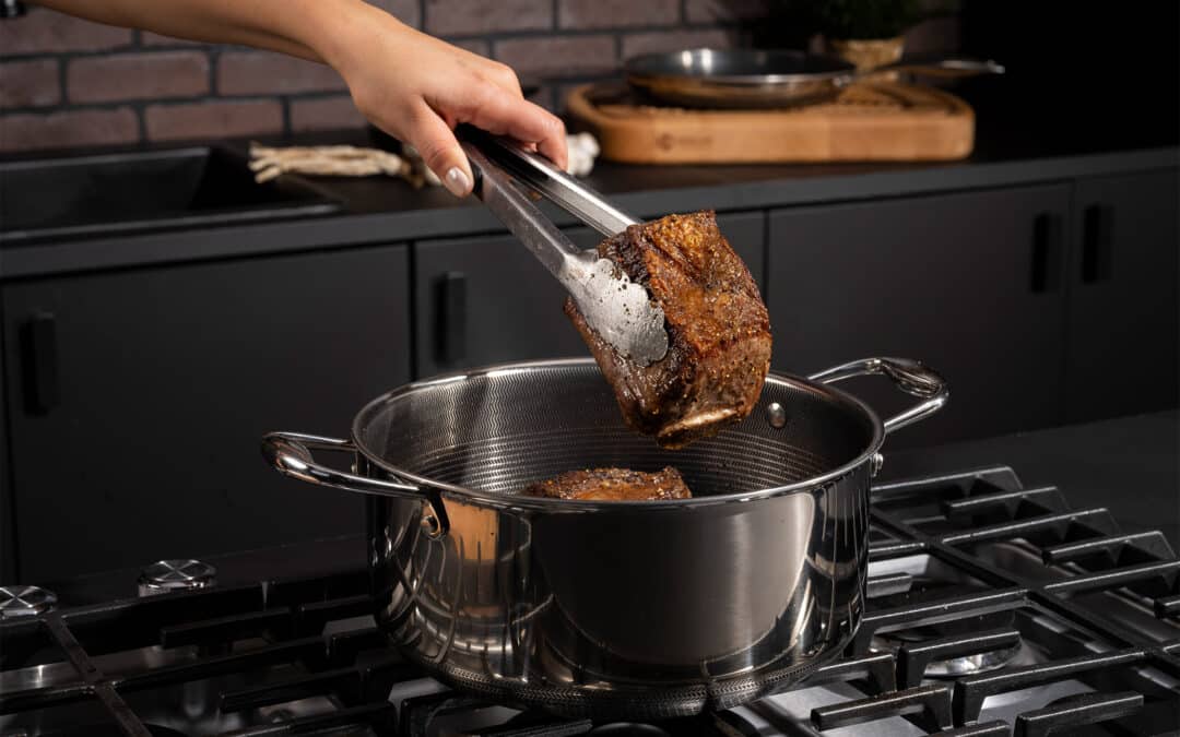 HexClad Releases Dutch Oven with Hybrid Technology