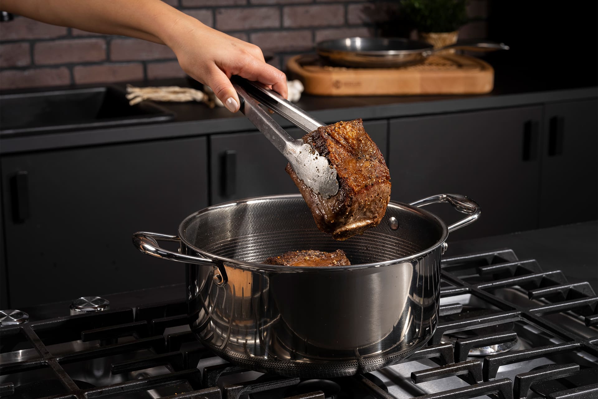 HexClad Cookware Review: We Tried the 3-in-1 Hybrid Frying Pan [2023]