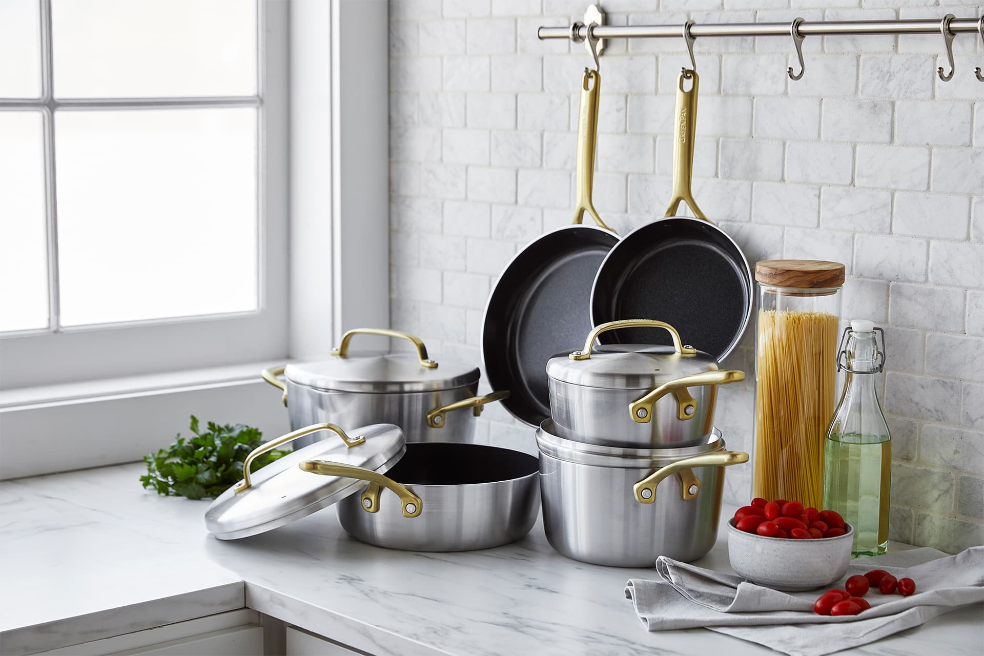 Gold Cookware & Bakeware